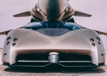 از آسمان تا آسفالت / جنگنده‌ لامبورگینی به فروش می‌رسد