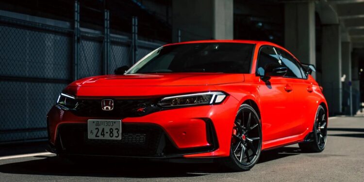 هوندا سیویک تایپ R با قیمت ۱۹ میلیاردی در ایران /عکس