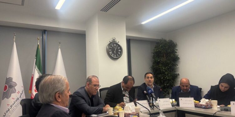 آثار تصمیم‌های نادرست گذشته صنعت فولاد را دچار مشکل کرد