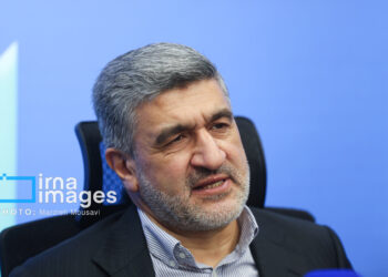 جزئیات عرضه خودرو در بازار سرمایه/ نظارت بر رمزدارایی به بورس واگذار شد