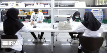 شرکت‌های دانش بنیان و فناور به واحدهای صنعتی وارد شدند/ هوشمندسازی ۳۸ فرودگاه کشور