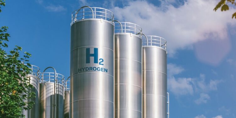 نانوکاتالیست‌های تولید هیدروژن سبز با پایداری ۳۰۰ ساعته توسعه یافت