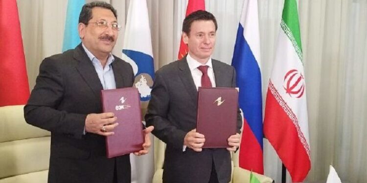 نقشه راه همکاری‌های ایران و اتحادیه اوراسیا در مسکو امضا شد + فیلم