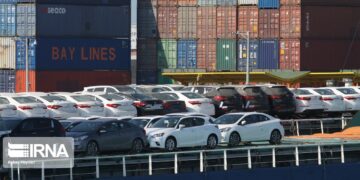 واردات ۶۰ هزار دستگاه خودروی سواری از ابتدای دولت چهاردهم