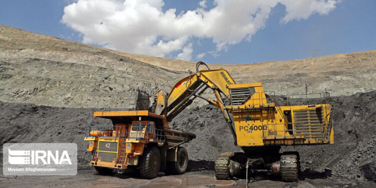 ۷۵ درصد تولید مواد معدنی کشور توسط بخش خصوصی انجام میشود