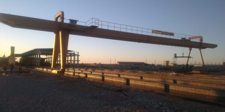 جرثقیل‌ سقفی