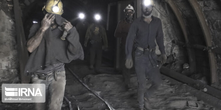 ساخت و تجهیز ۳ پایگاه امداد و نجات در بخش معادن