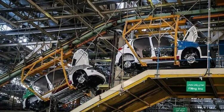 سازمان حمایت مصرف کنندگان: ایران‌خودرو حق افزایش قیمت‌ها را ندارد
