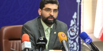 سرمایه‌گذاری ۲۰۰ همتی در تامین ناوگان ریلی/ تحویل اتوبوس از ماه آینده