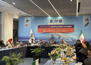 کاهش ۸۳ درصدی آب مصرفی در صنعت فولاد/ تامین آب از خلیج فارس بزودی