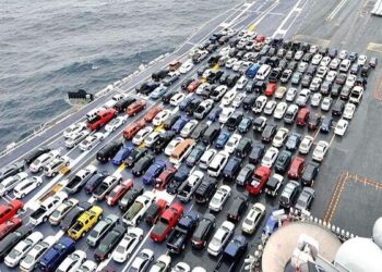 تصمیم جدید وزارت صمت برای بازار خودرو/ تعرفه واردات خودرو پلکانی شد