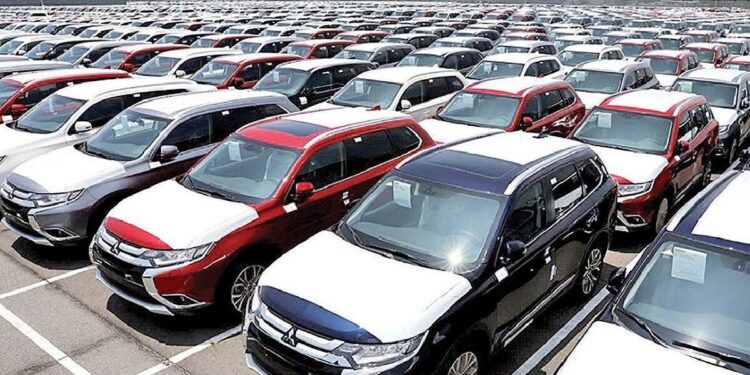 واردات خودرو ارزان می‌شود؟