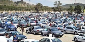 بازار خودرو کله‌پا شد؛ قیمت این خودروها ریخت/ آخرین قیمت سمند، پراید، کوییک، شاهین، دنا و پژو + جدول