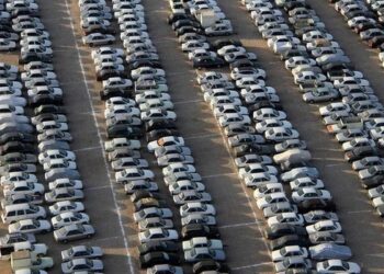 این خودرو رسما ۸۰۰ میلیون تومان گران شد/ نرخ جدید خودروها اعلام شد+ جدول افزایش قیمت