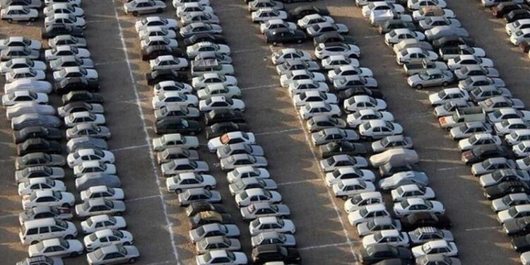 این خودرو رسما ۸۰۰ میلیون تومان گران شد/ نرخ جدید خودروها اعلام شد+ جدول افزایش قیمت 1 این خودرو رسما ۸۰۰ میلیون تومان گران شد/ نرخ جدید خودروها اعلام شد+ جدول افزایش قیمت