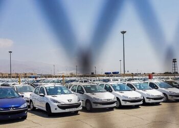 این خودروهای داخلی زیر یک میلیارد تومان قیمت خوردند/ آخرین قیمت سمند، پژو، شاهین، کوییک، ساینا و دنا + جدول