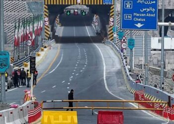 عوارض رفت و برگشت آزادراه تهران-شمال در روزهای تعطیل ۷۲۰ هزار تومان شد/ نرخ عوارض وانت و اتوبوس چند؟